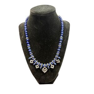 Avon Blue Cat’s eye and Silvertone  beaded Necklace with Statement Design NIB